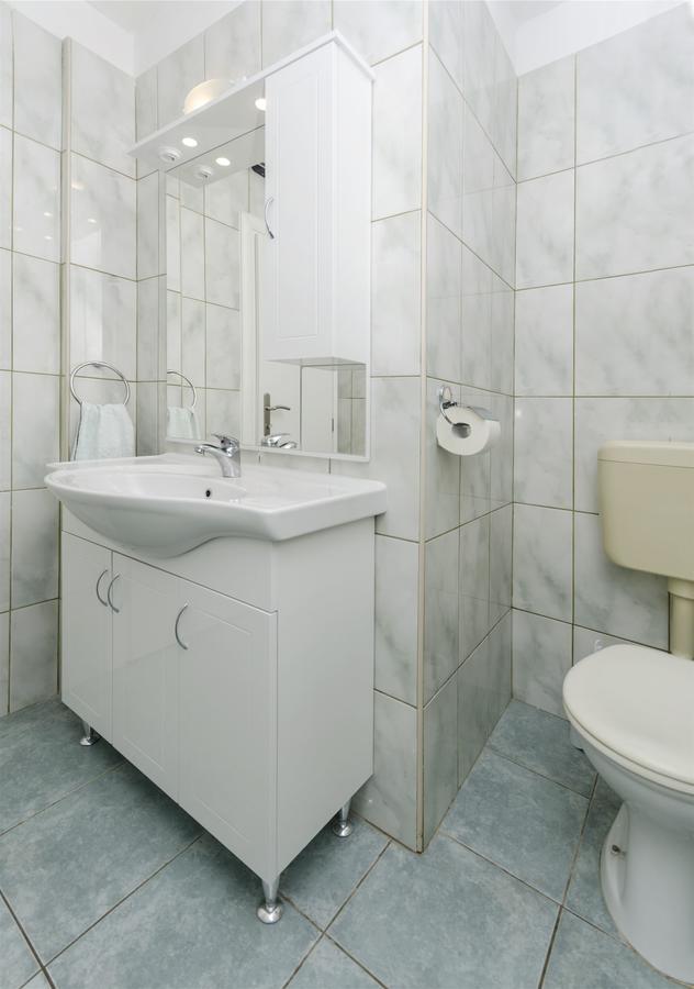 Apartments Toni ヴォディツェ エクステリア 写真